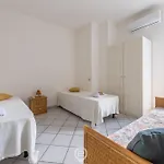 Chiara Villa