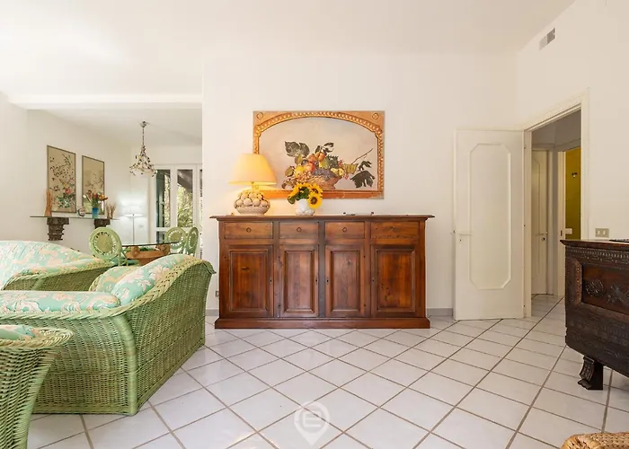 Chiara Вилла Форте-Вилладж