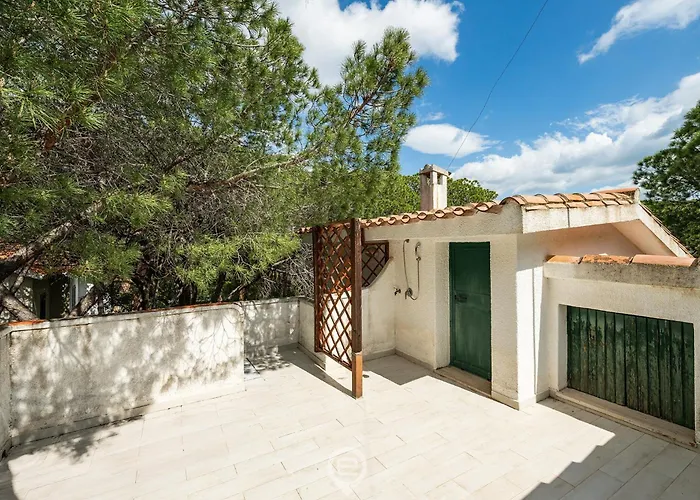 Chiara Вилла Форте-Вилладж